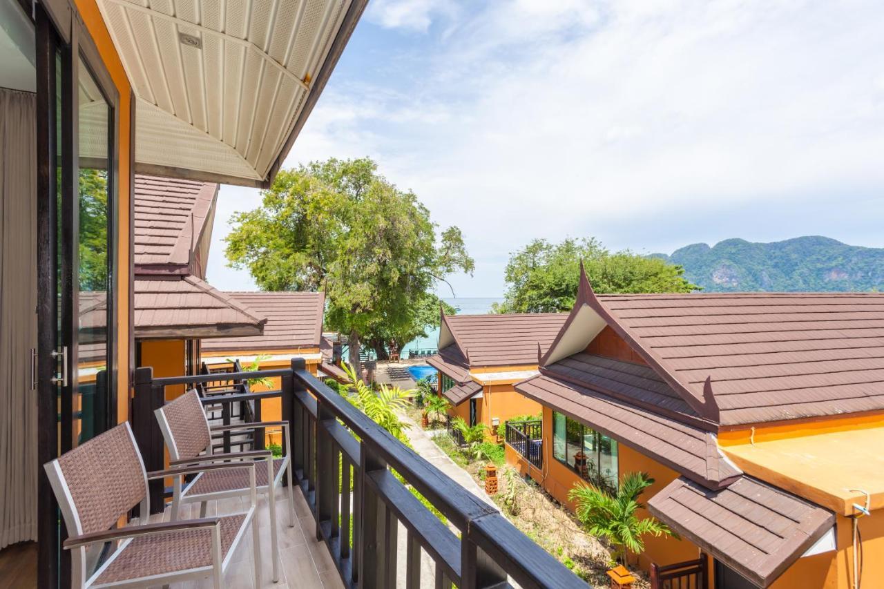 Phi Phi Long Beach Resort & Villa Exterior photo
